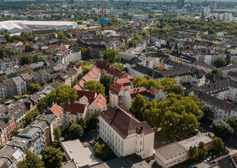 Blick über die Dächer der Nordtstadt auf Borsigplatz