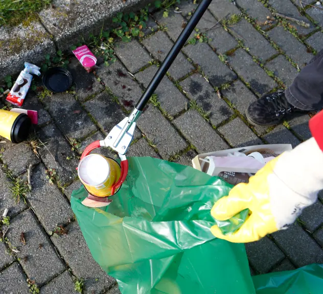 Alle Bürger*innen der Stadt Dortmund können bei "cleanupDO" mitmachen: Jede*r kann mit dieser Aktion ein deutliches Zeichen für mehr Stadtsauberkeit setzen.