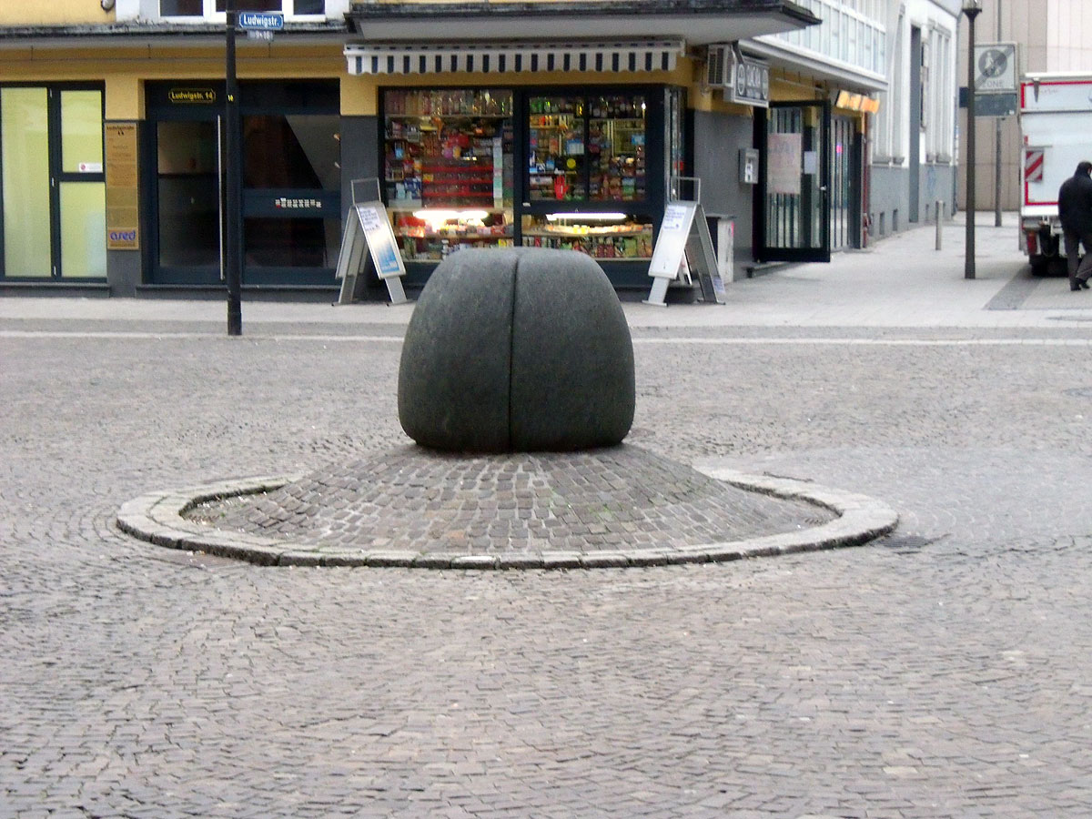 o. T. (Brunnenplastik)