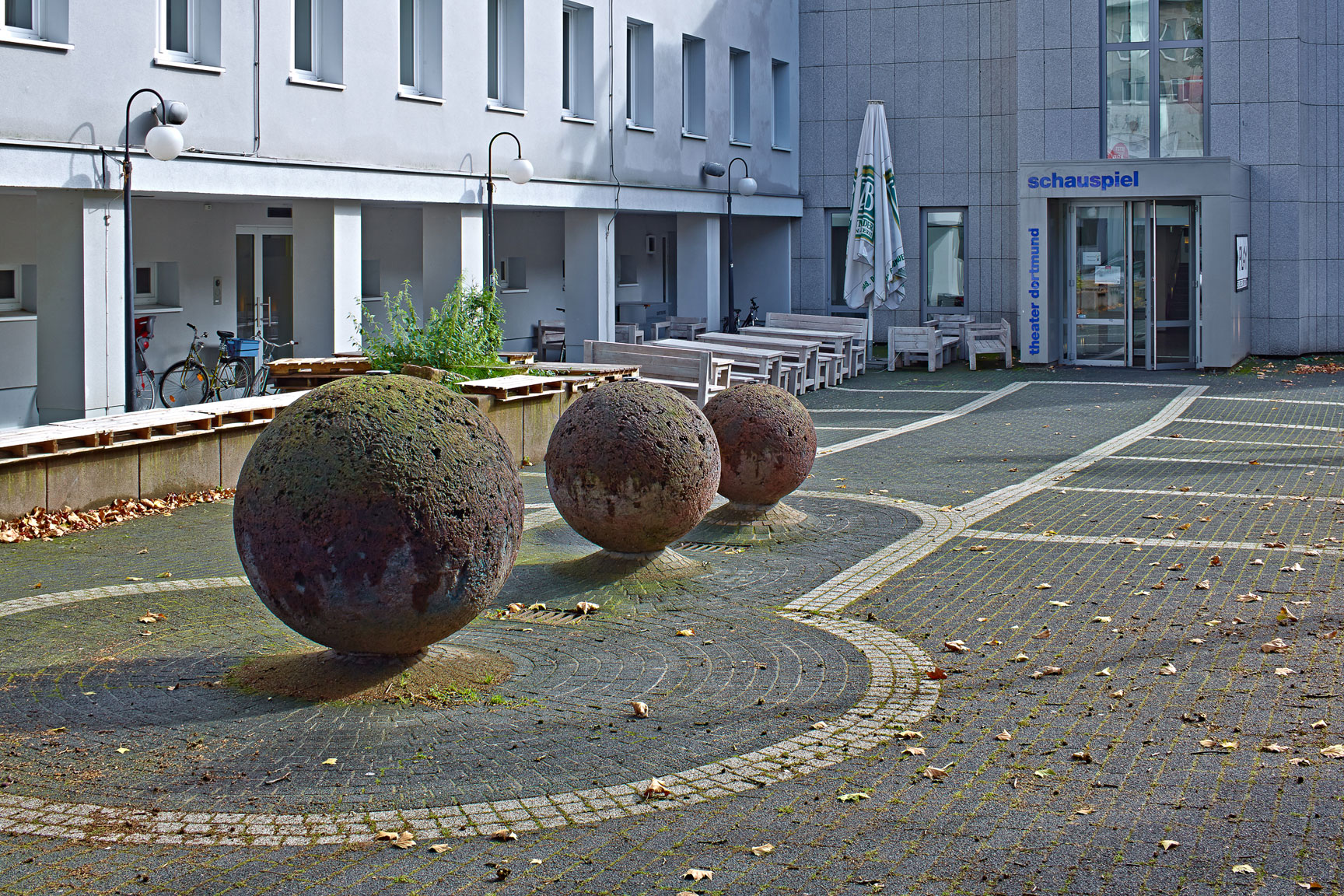 Theaterbrunnen