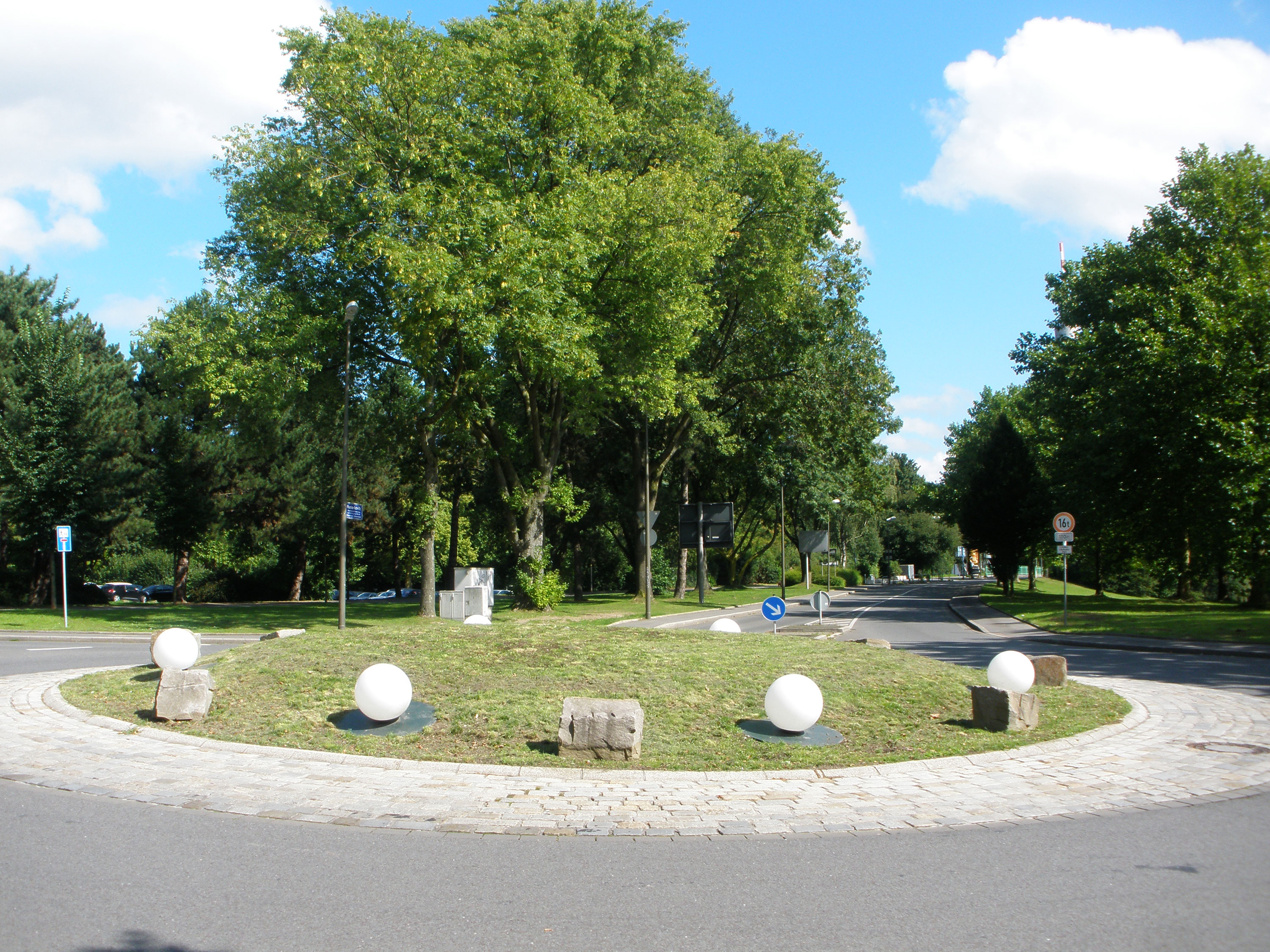 o. T. (Kreisverkehr Gestaltung)