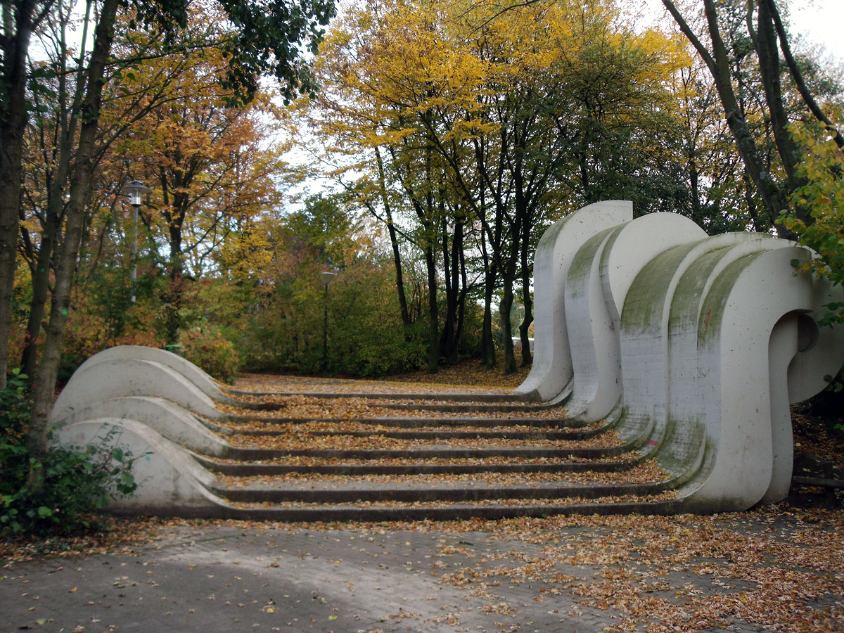 Plastik in Funktion einer Treppe