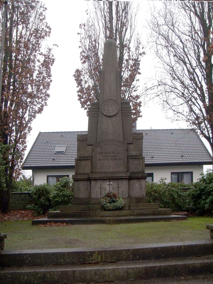 Kriegerdenkmal in Bodelschwingh, Gefallene 1813-1814, 1870-1871, 1914-1918 und 1939-1945