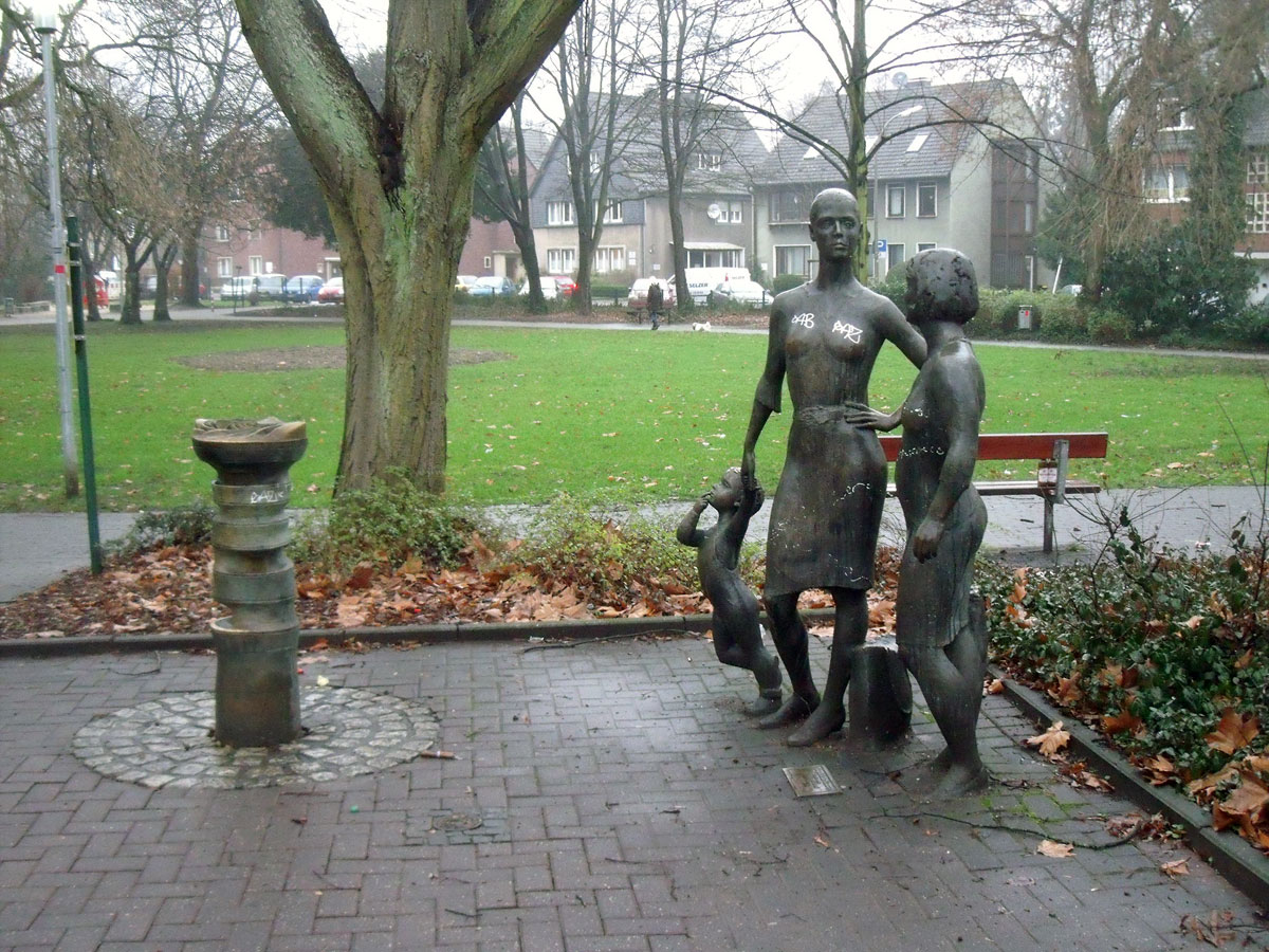 Gespräch am Brunnen