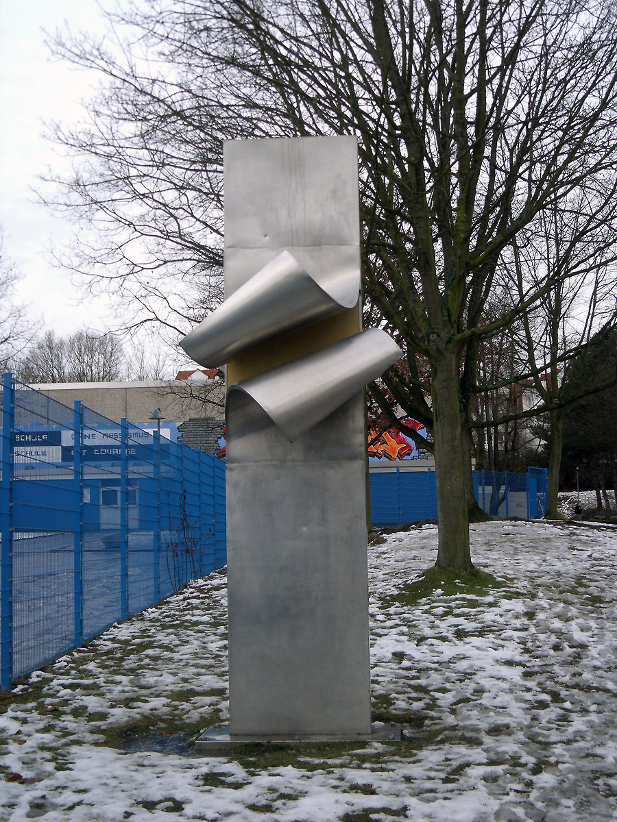 o. T. (aufgeblätterter Pfeiler)