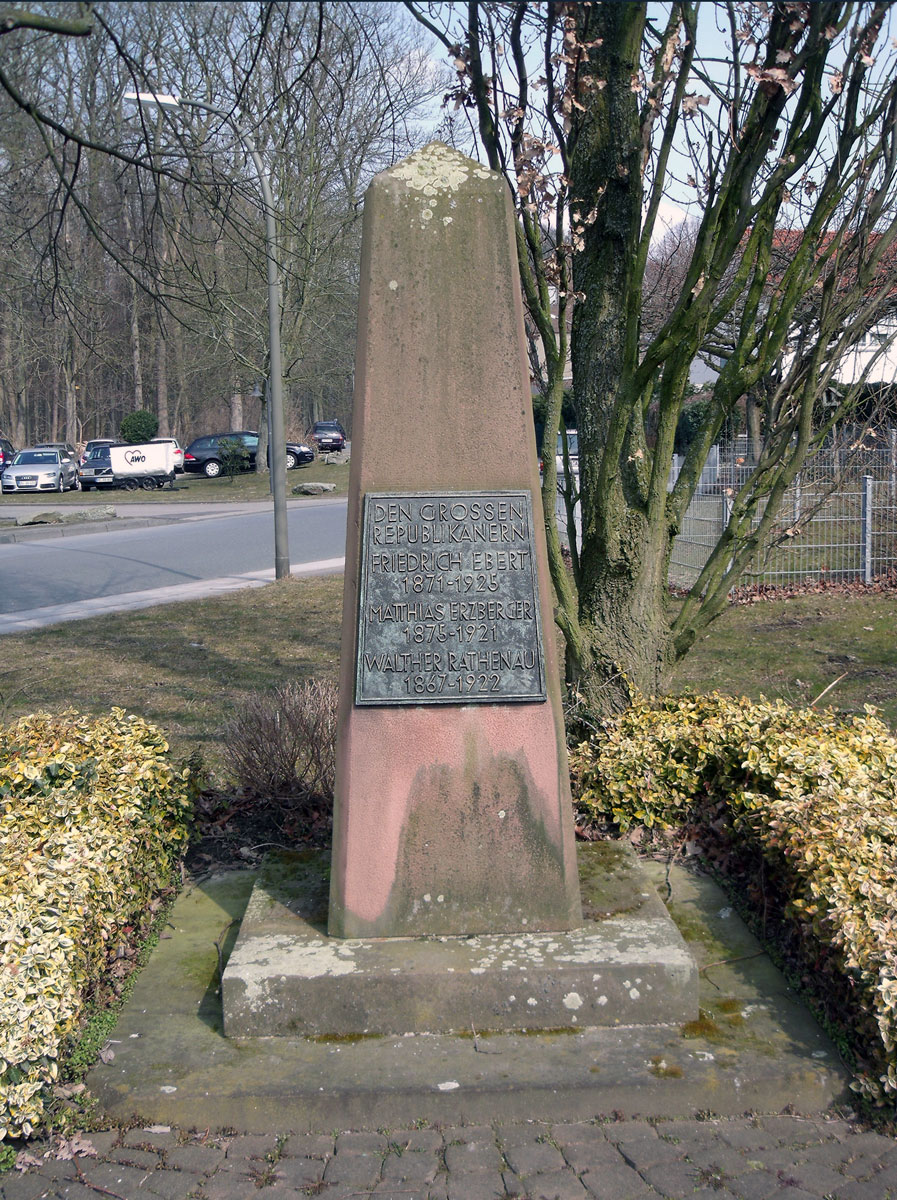 Gedenkstein für Erzberger, Rathenau und Ebert
