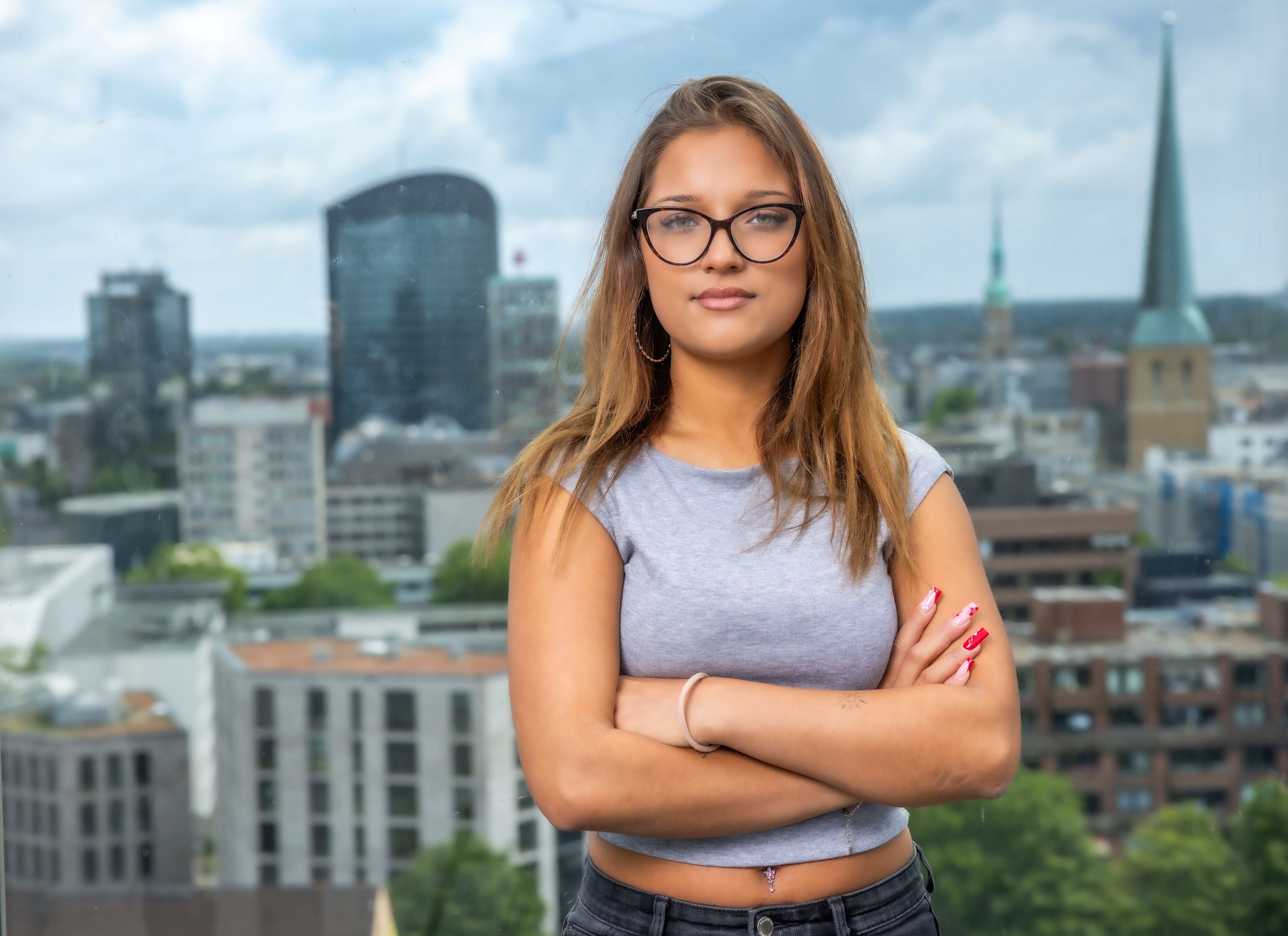 Porträtfoto einer jungen Frau