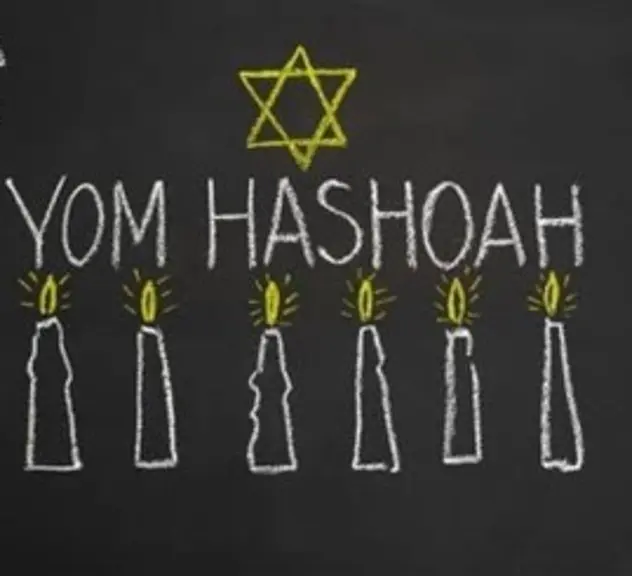 Schriftzug Yom HaShoah, darunter sechs Fackeln