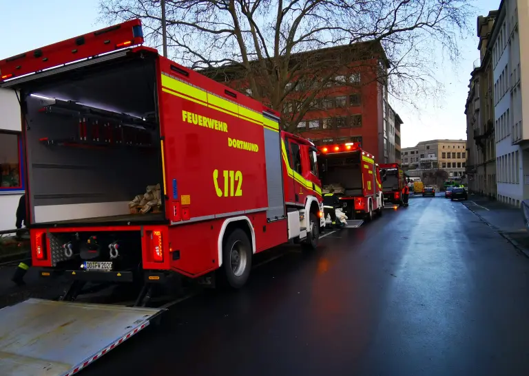Löschfahrzeug Logistik der Feuerwehr Dortmund