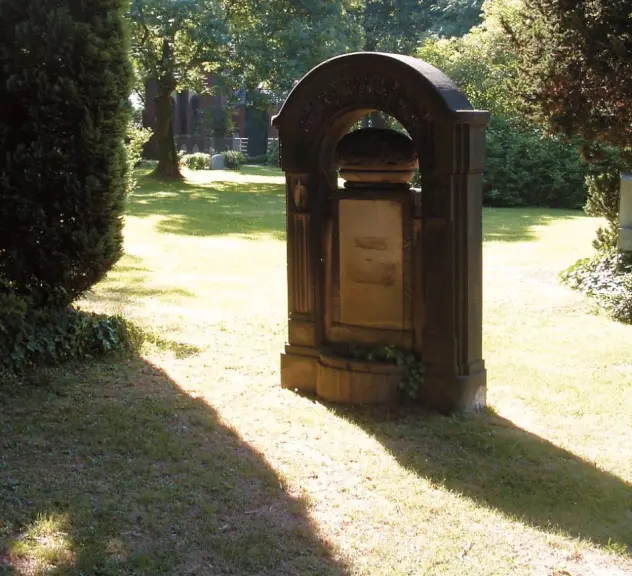 Ein Grabstein auf dem Friedhof Aplerbeck-Mitte