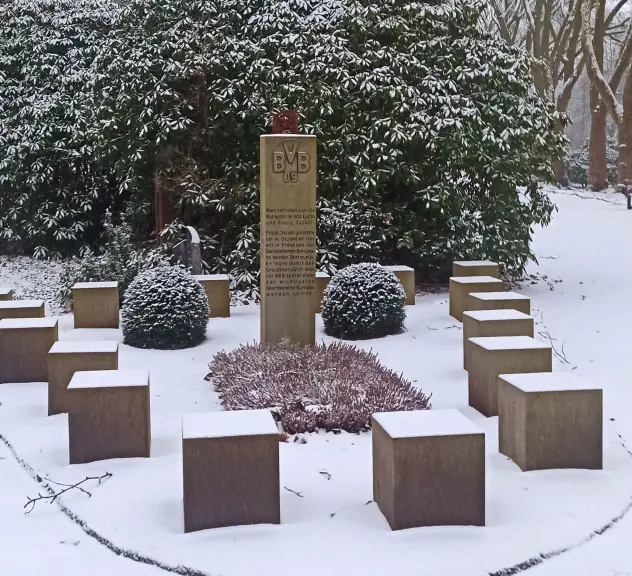 Die Grabstätte von Franz Jacobi, Mitbegründer des BVB